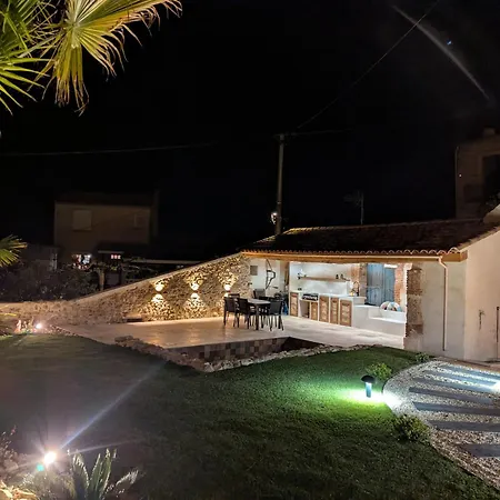 Le Clos Marthe - De Charme Corneilhan