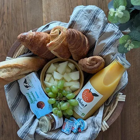 Le Clos Marthe - De Charme Guest house Corneilhan
